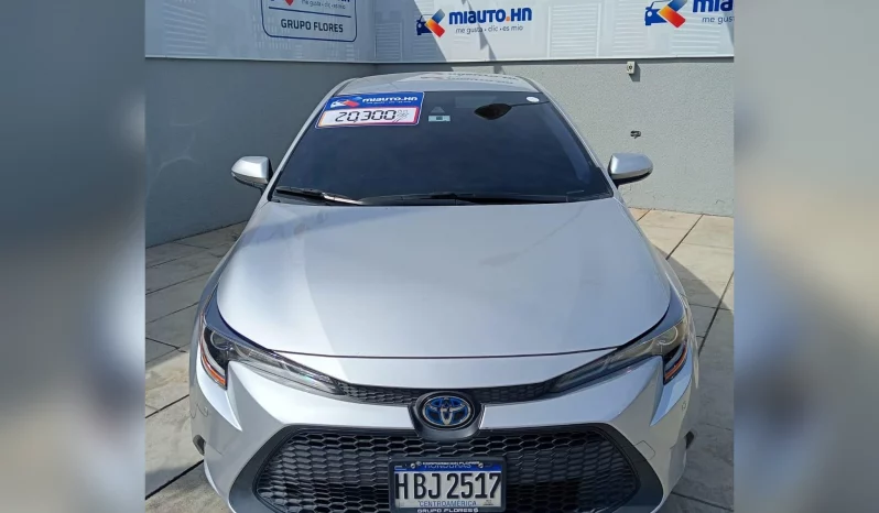TOYOTA COROLLA SEDÁN 2022 SILVER METÁLICOO lleno