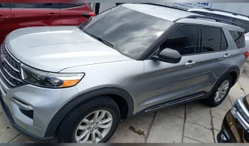 FORD EXPLORER SUV 2021 GRIS CLARO lleno