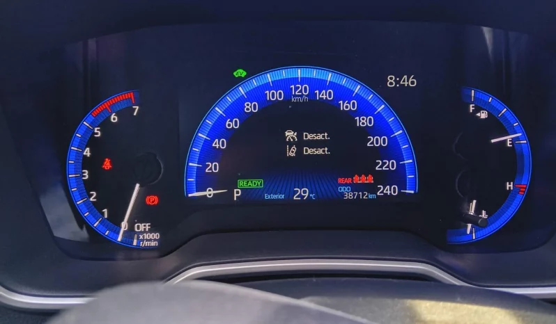 TOYOTA COROLLA SEDÁN 2022 SILVER METÁLICOO lleno