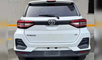 TOYOTA RAIZE SUV 2023 BLANCO PERLA lleno