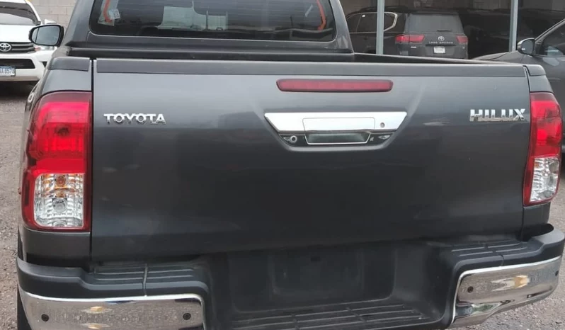 FORD RANGER PICKUP 2025 GRIS CARBONIZADO lleno