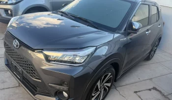 TOYOTA RAIZE SUV 2026 GRIS METÁLICO lleno