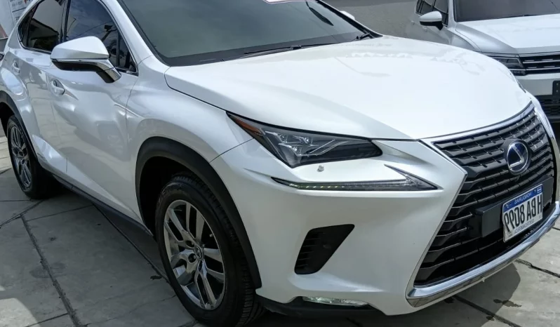 LEXUS NX300H SUV 2020 SILVER CUARZO SONICO lleno