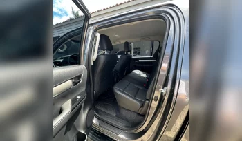TOYOTA HILUX PICKUP 2022 GRIS lleno