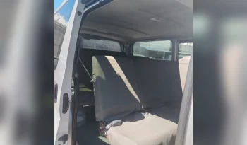 TOYOTA HIACE BUS 2023 SILVER MICA METÁLICO lleno