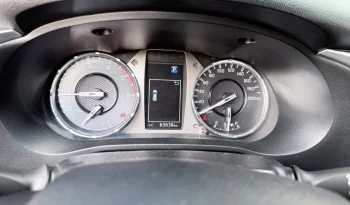 TOYOTA HILUX PICKUP 2023 GRIS METÁLICO lleno