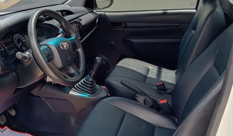 TOYOTA HILUX 2025 SUPER BLANCO lleno